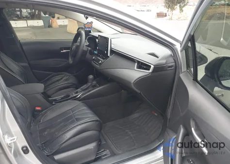 2020 Toyota Corolla Hybrid Le z USA, uszkodzony, nr VIN JTDEBRBE9LJ014930